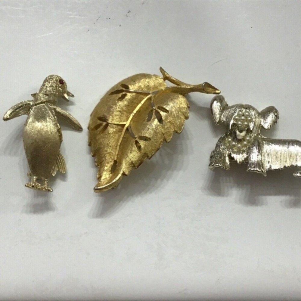 Animal and Leaf Brooches marked BSK